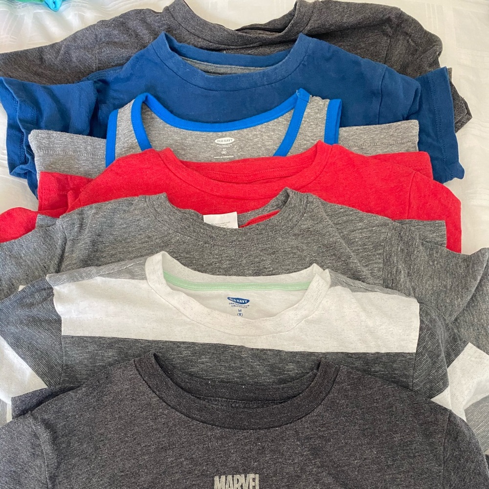 Lot of old navy t-shirts